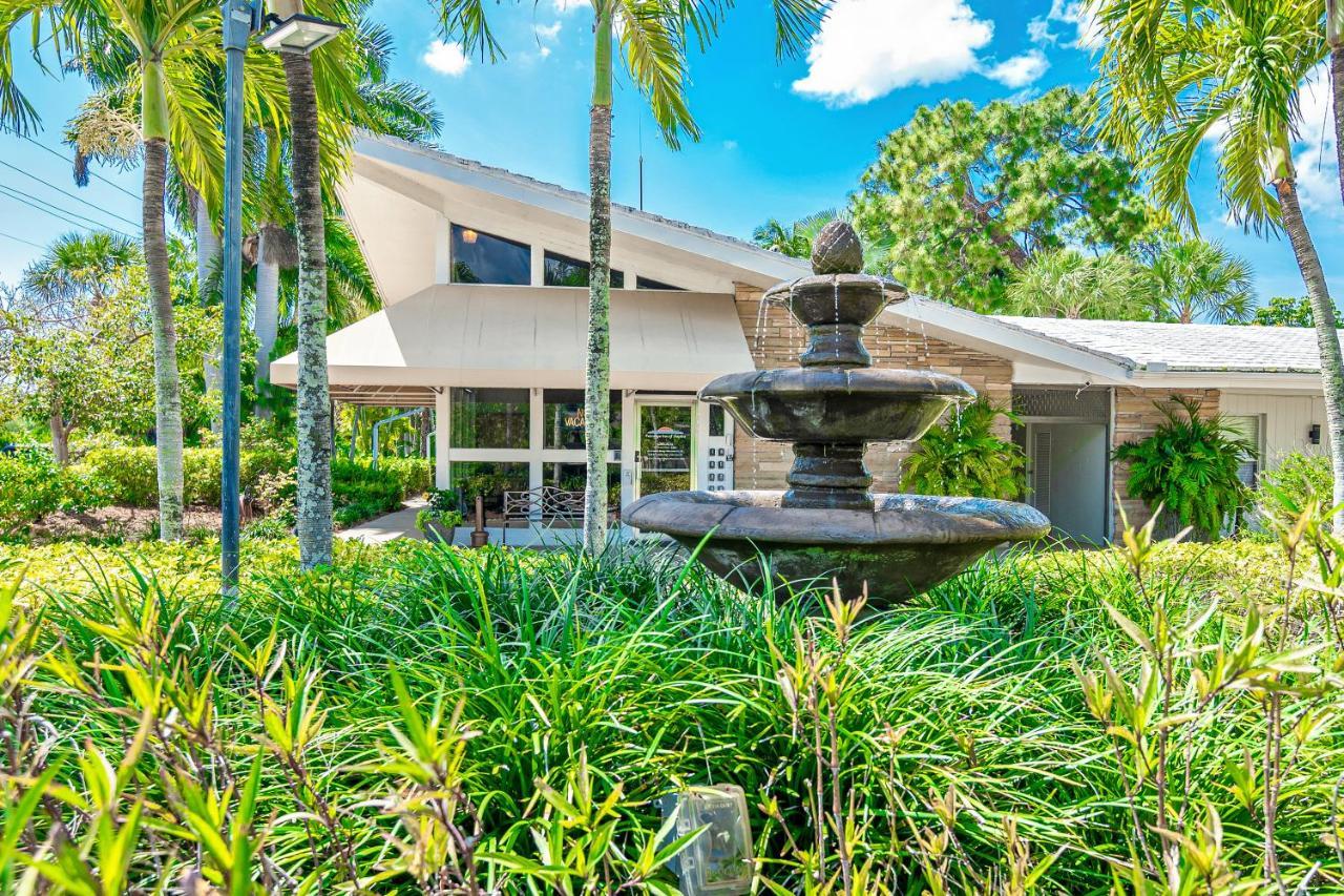 フェアウェイズ イン オブ ネープルズ North North Naples エクステリア 写真